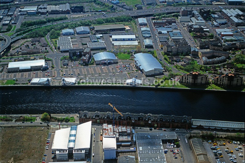 A00533B Lancefield Quay on the River Clyde Glasgow in 2004 - Settlements, infrastructure and attractions