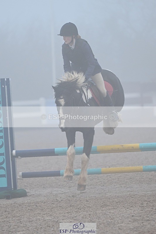 251115-094535-00030 - Cls 3 Pony Intro 70cm