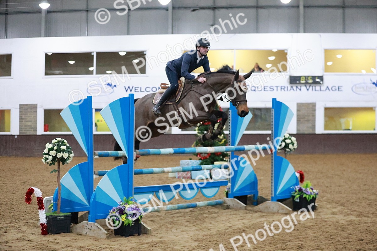 SBM_001397 - Class 5 - Senior Foxhunter 1.20m