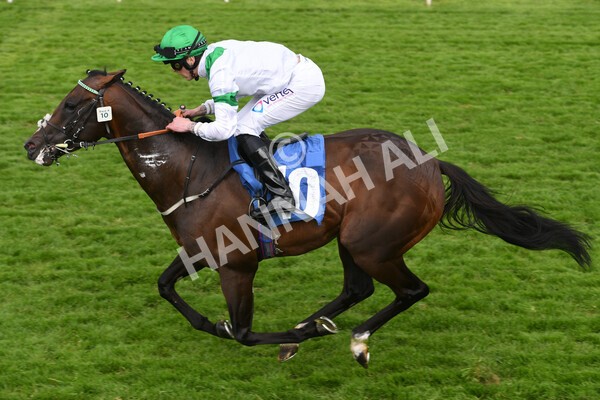 yr22052022r4-22 - Race 4: 5:05pm Sky Bet Sunday Mile