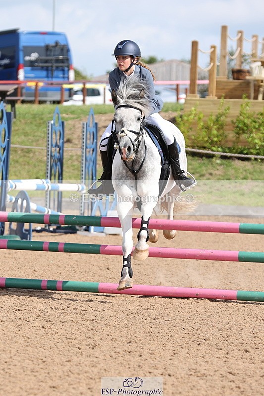 240714A-095520-01634 - Cls 3 A&B Pony BN & 80cm Open