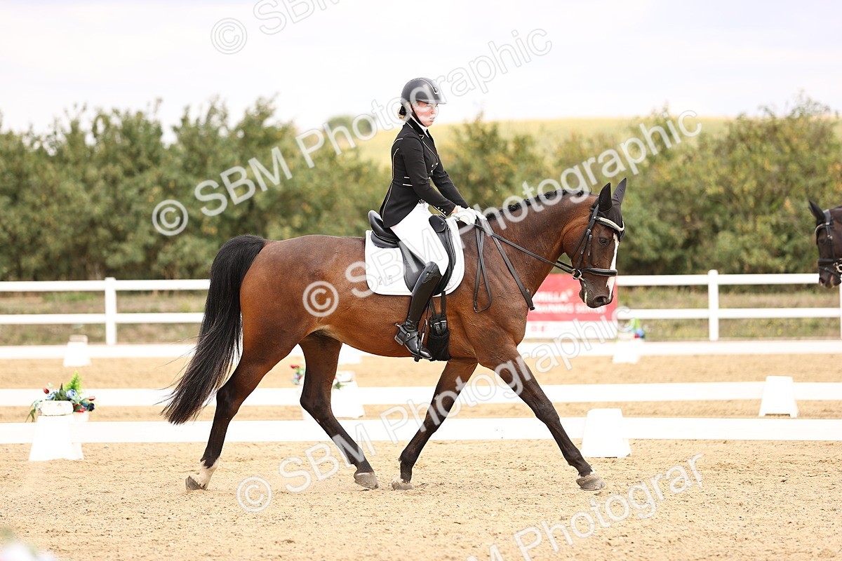 SBM_013726 - Class 4 - Novice 5  12.13-13.02