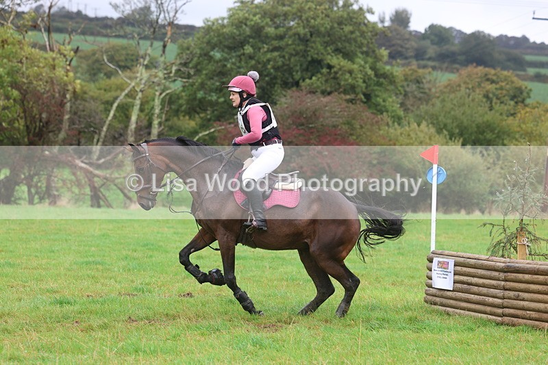 3E7A1755 - Class 3: 70cm Pairs: Half Roll Top