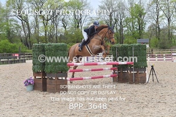 BPP_3648 - CLASS 4 - FRI - Senior BritiNovice/ 90cm Open
