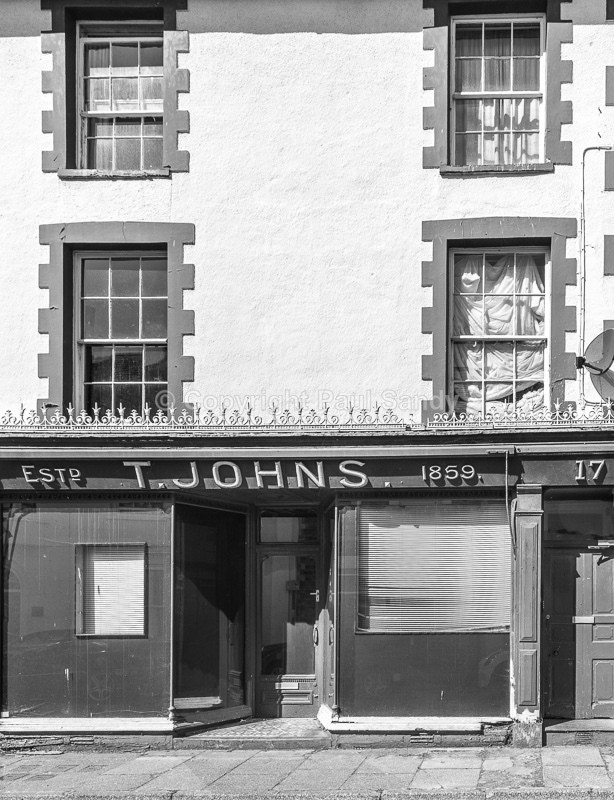 An original photograph by Paul Sandy - paulsandy.co.uk - Bideford, after James Ravilious