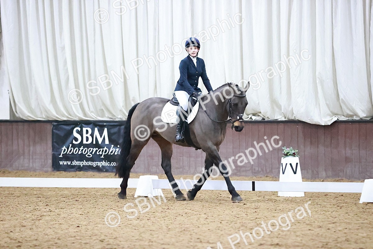 SBM_001751 - Class 9 - Novice 4