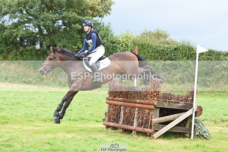 230820X-140940-4080 - BE100 XC 14.00 to 15.00 End