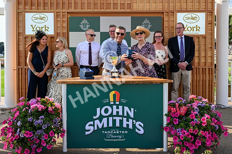 110726-Race 6-Mount Atlas-2767 - Race 6 16.55pm John Smith's Silver Cup Stakes