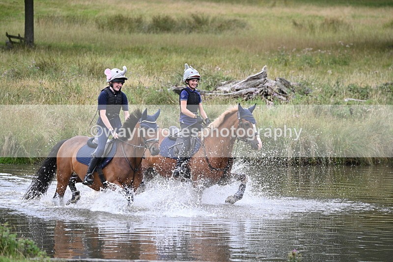 WJ7_2559 - Time at Water 11:37 to 12:13