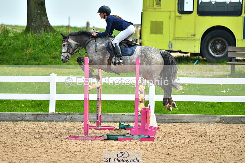 230514A-132349-02953 - Cls 25 Pony Foxhunter & 1.10m Open