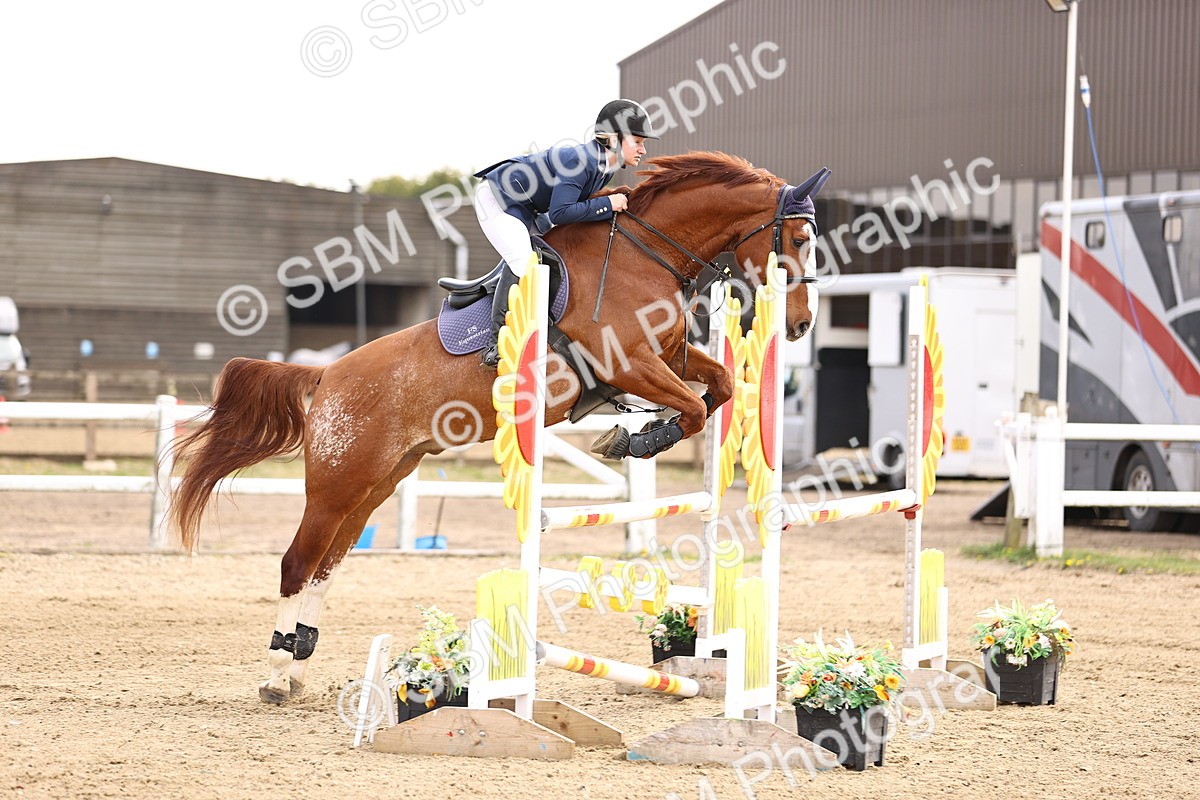 SBM_002363 - Class 11 - Senior newcomers - 1.10m