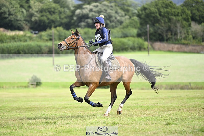 240825X-130829-33956 - 70cm XC 12.00 to End