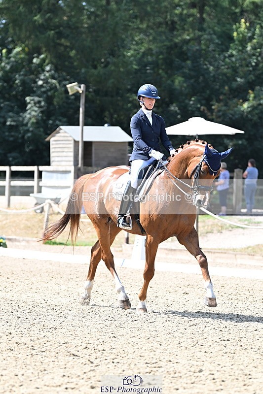 250810A-113703-06039_099-MissHannahBiggsDutchHabourH - 077-704-2164