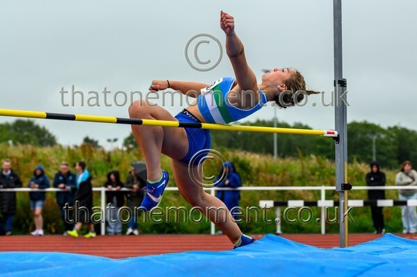 ComMast25-910168 - Field Female Set One