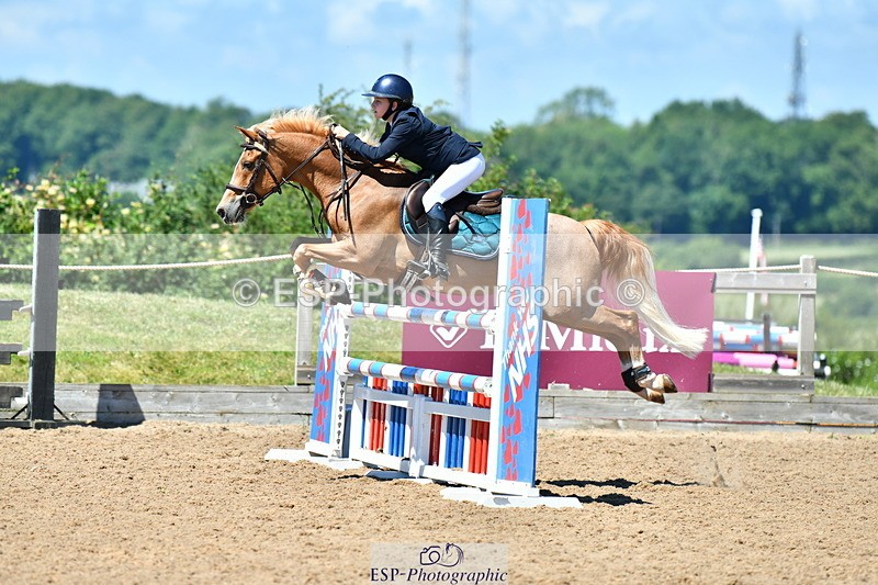 230624A-120302-00929 - Cls 38 Winter Summer 128 + 138cm