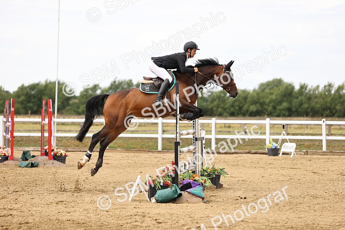 SBM_010443 - Class 9 - Senior Foxhunter - 1.20m Open