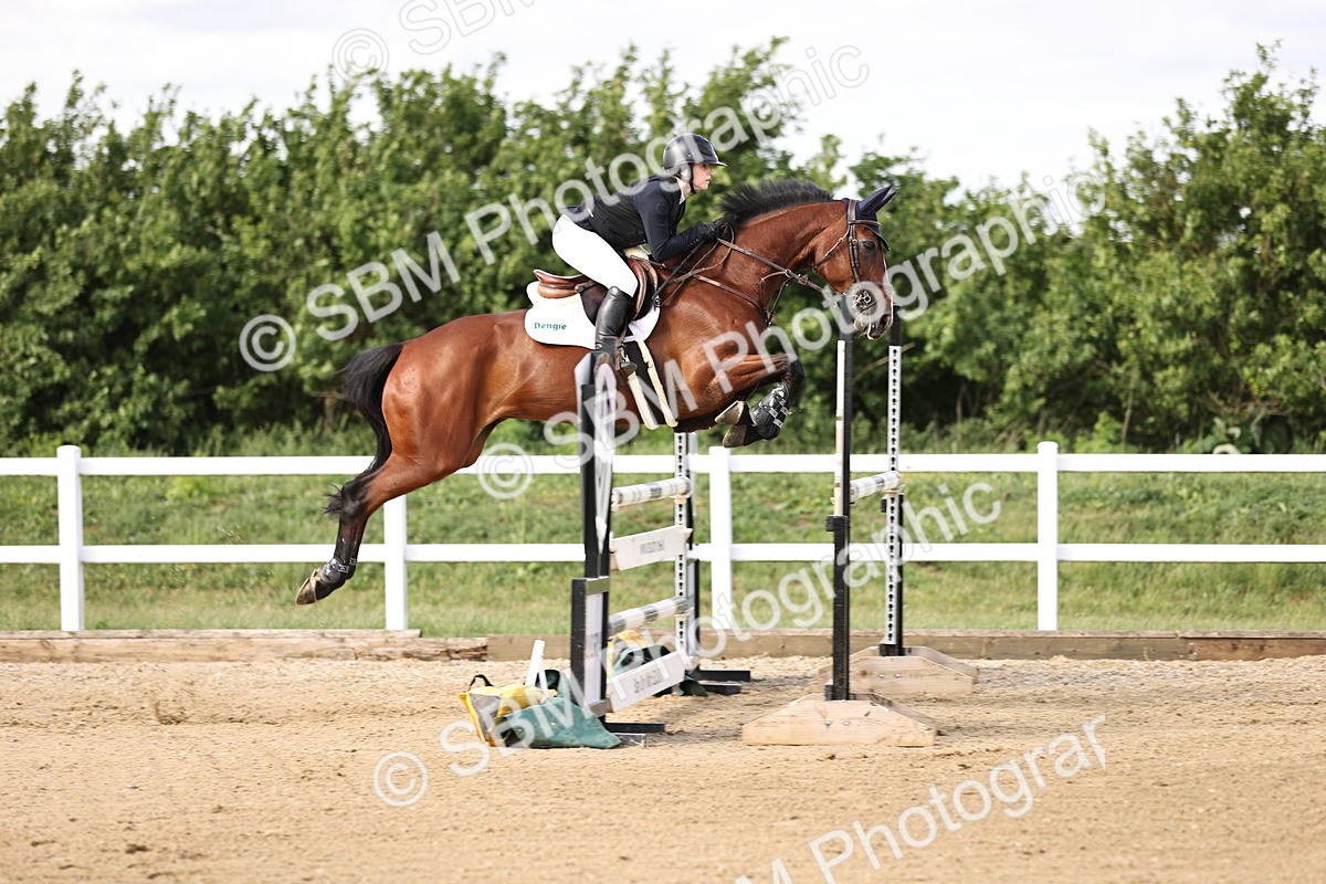 SBM_003676 - Class 13 - Senior Foxhunter - 1.20m