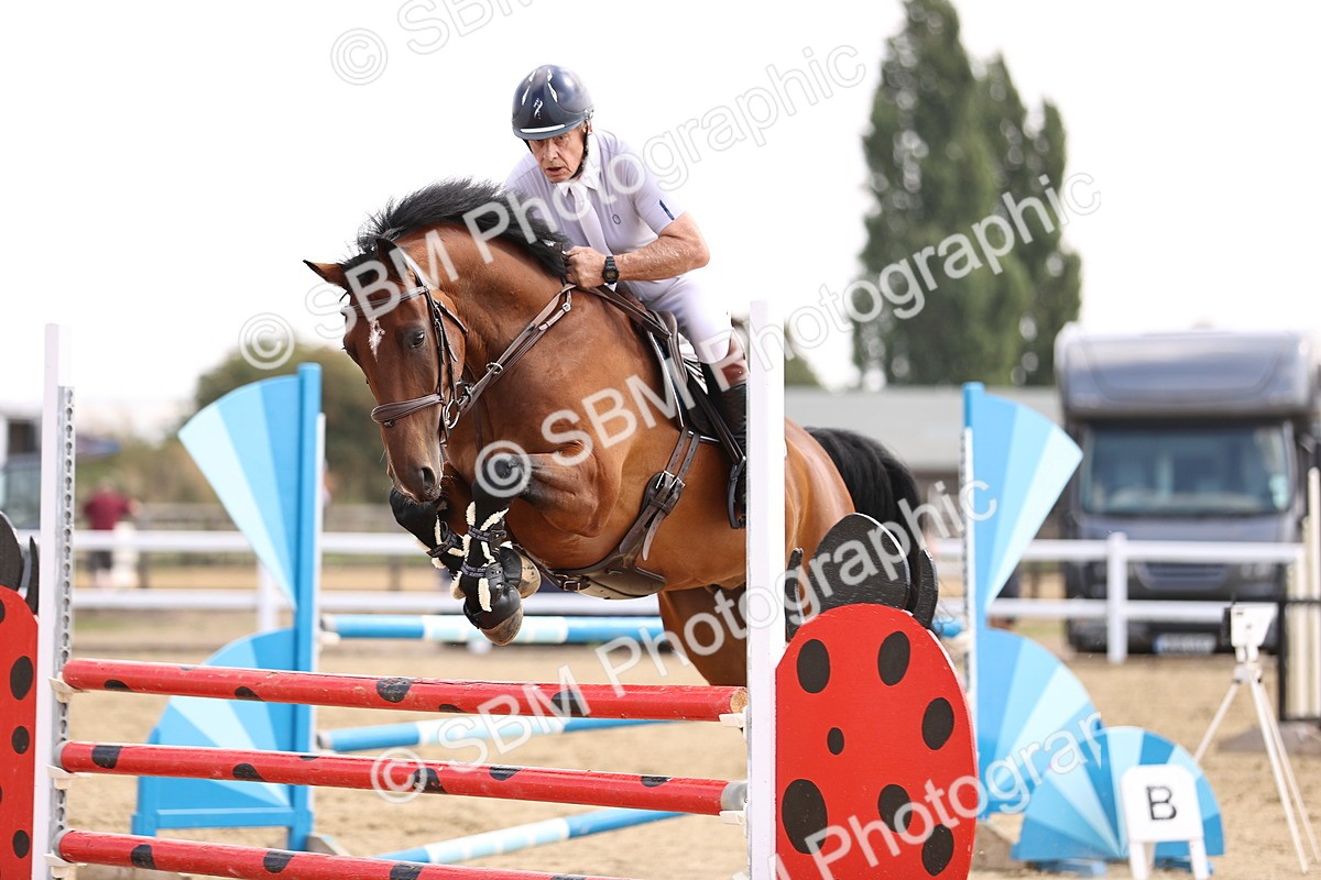 SBM_006436 - Class 11 - Senior Discovery - 1.00m