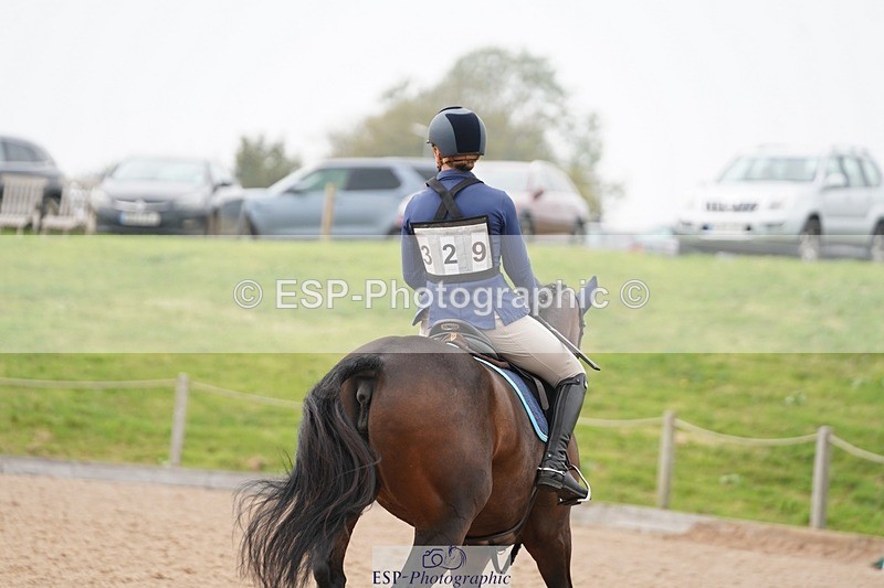 240901A-125324-07605 - 329-Hanna.Bertorelli-BWTH.CLASSIC.CUT