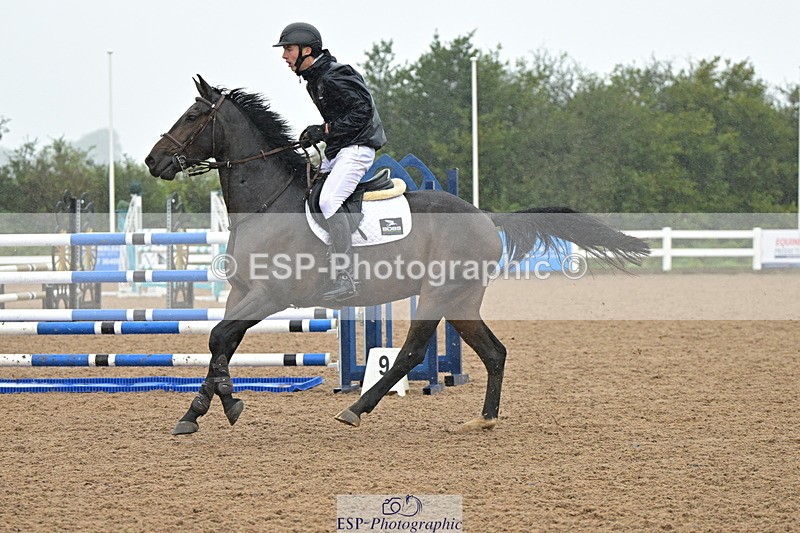 240925A-141812-01105 - Cls 5 Foxhunter and 1.20m Open