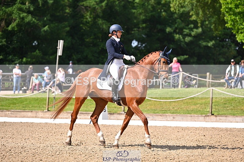 250523A-101817-05908 - C-261-Danielle.Dunn-ICI.DOR.DE.DONNA.CADANZA.Z