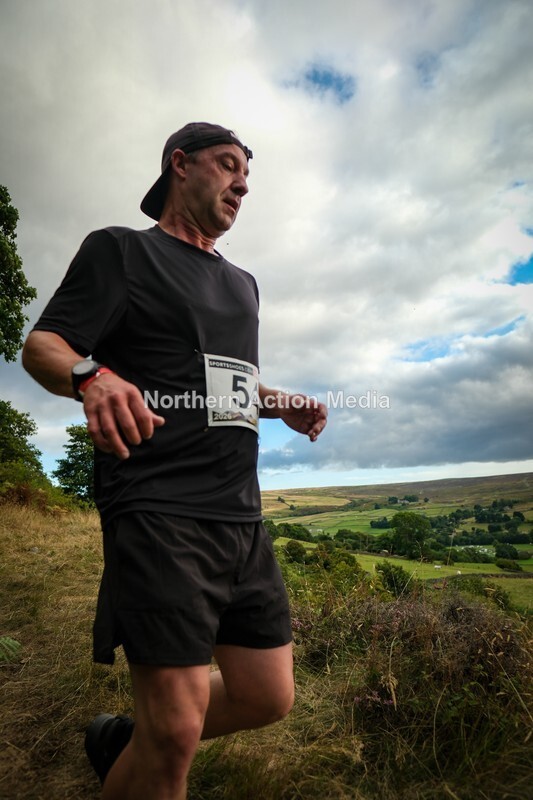 DSCF5523 - Reeth Fell race seniors