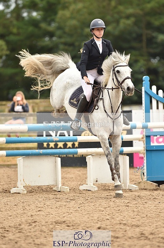 230618-143714-12945 - Cls 25 Pony Foxhunter & 1.10m Open