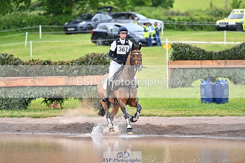 250524A-130403-10779 - B-367-Tom.Grant-QUID