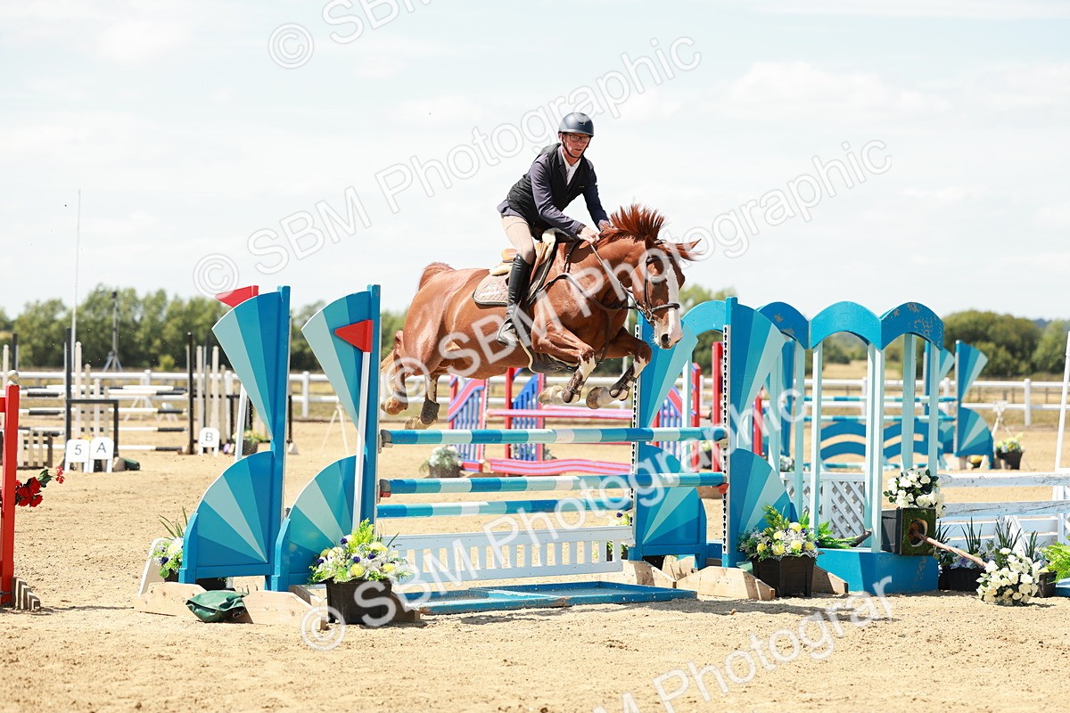 SBM_007508 - Class 3 - Senior Newcomers - 1.10m Open