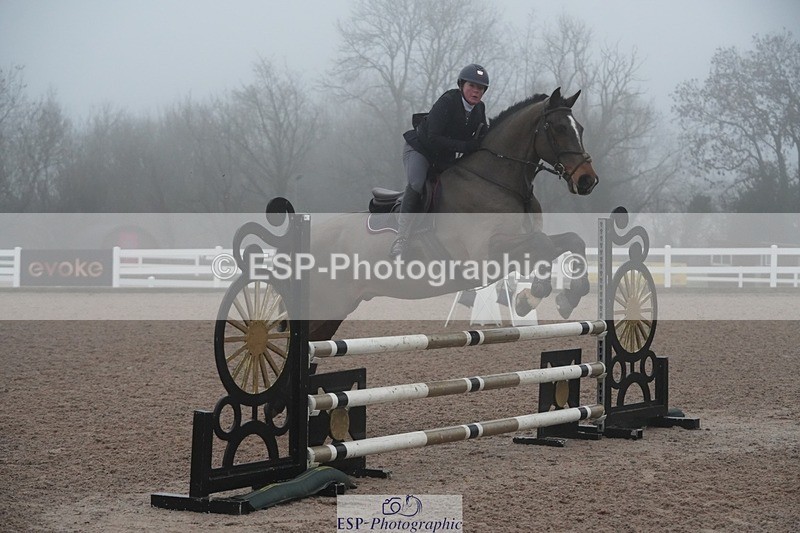 251207-100158-01587 - Cls 16 Blue Chip Winter Qualifier and 90cm