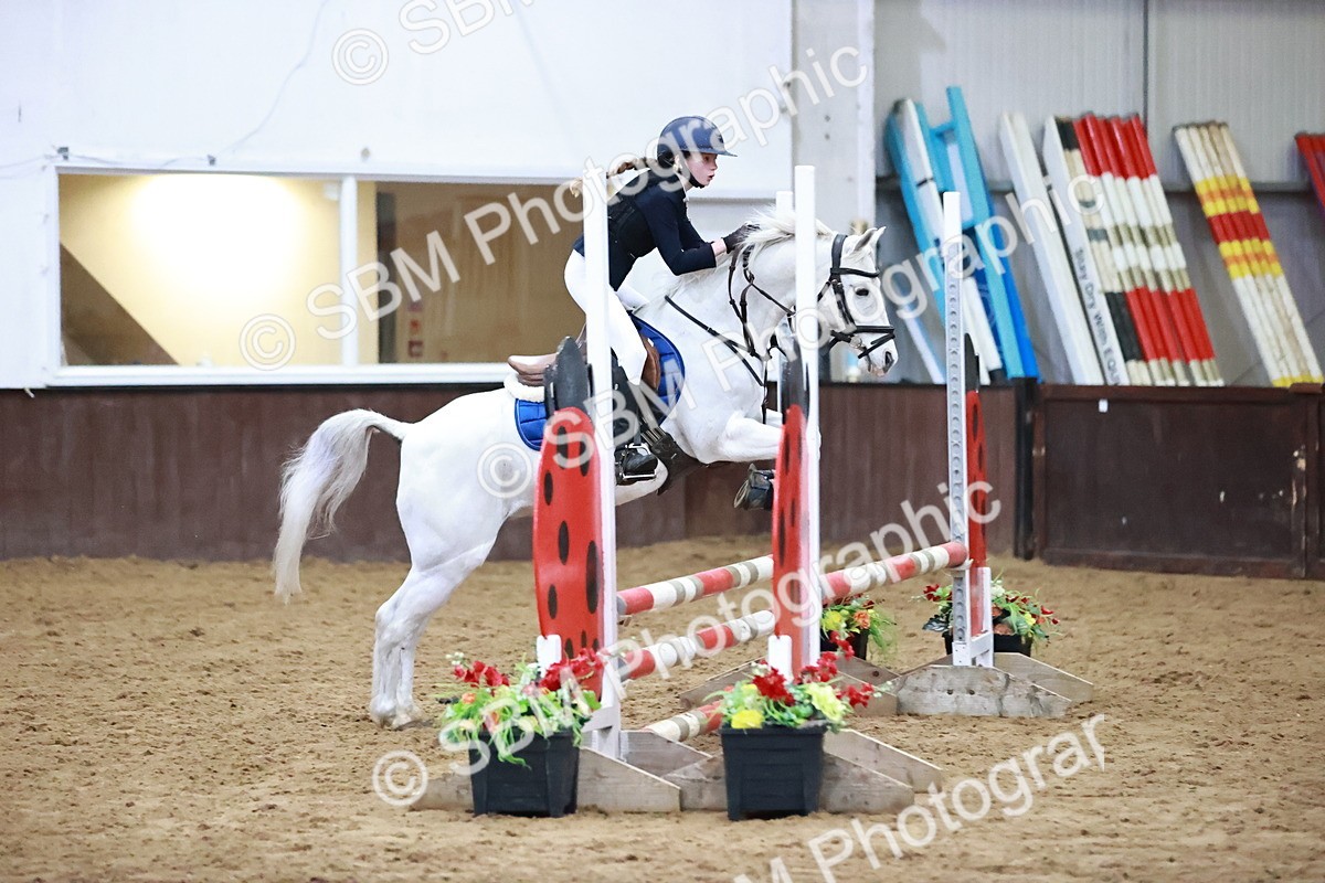 SBM_000160 - Class 1 - Pony Intro 70cm