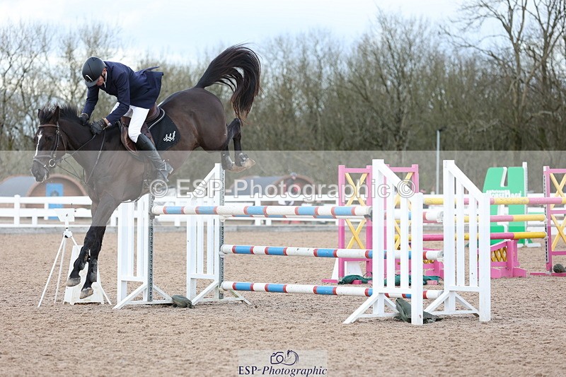 240223A-124315-01193 - Cls 5 Newcomers and 1.10m Open