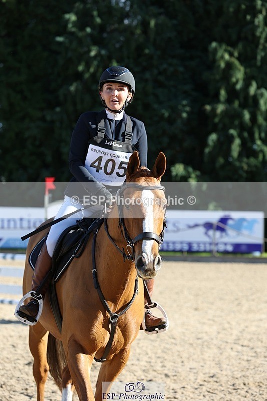 241027-113549-16874 - 405-Lucy.Strong-ON.PLANET.MARS