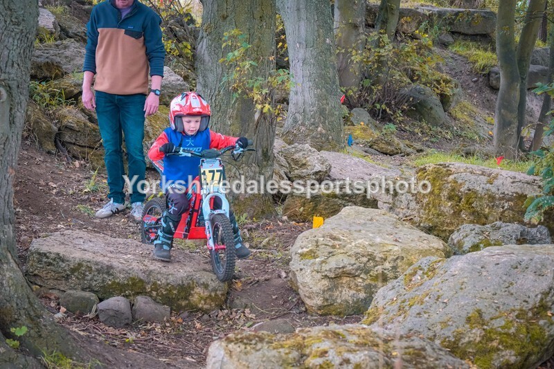 DSCF0457 - Ripon MC Trial 27/09- kids