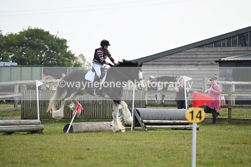 WJ6_9904 - 40cm XC Time 10:05 to 10:36