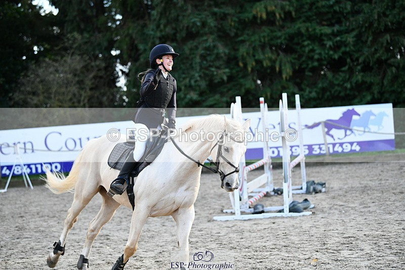 251004A-162920-02086 - Classes 10 & 11 80cm