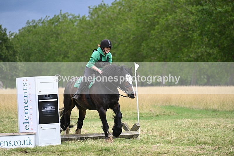 WJ6_2833 - Time at Jump 11:06 to 11:40