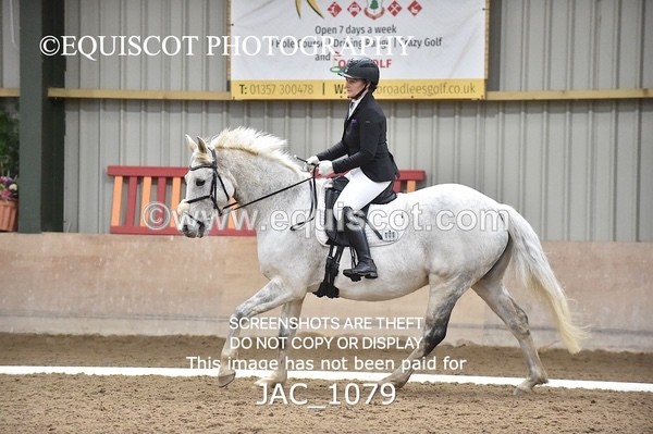JAC_1079 - CLASS 4 NOVICE 1