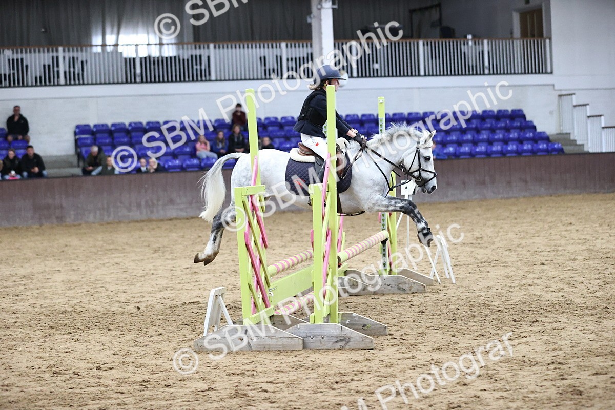 SBM_001468 - Class 5 - Henlow Veterinary Hospital 70cm