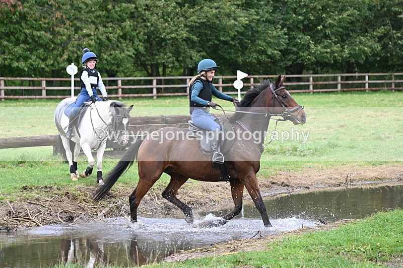 WJ6_2991 - Time at Photographer 11:01 to 11:20