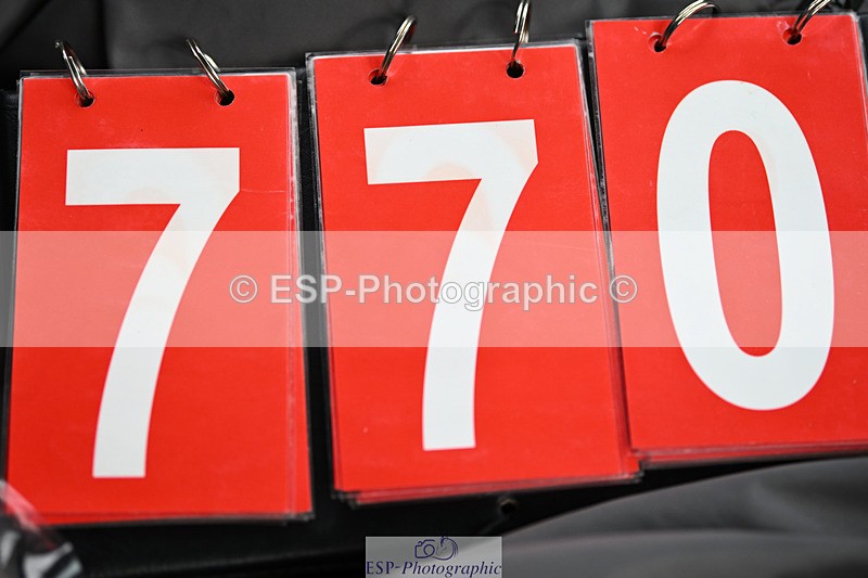 240825X-161031-36681 - 80cm XC 15.30 to 16.30