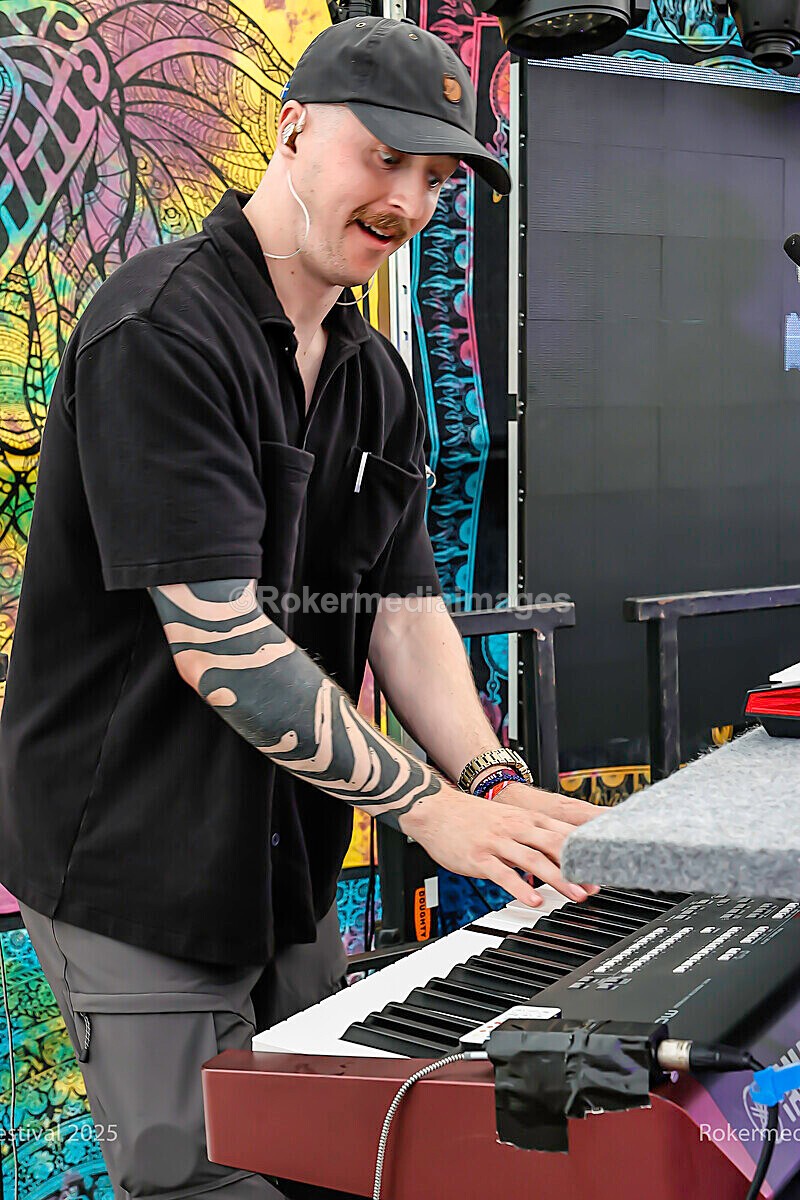 SATURDAY-98 - MINETY 2025