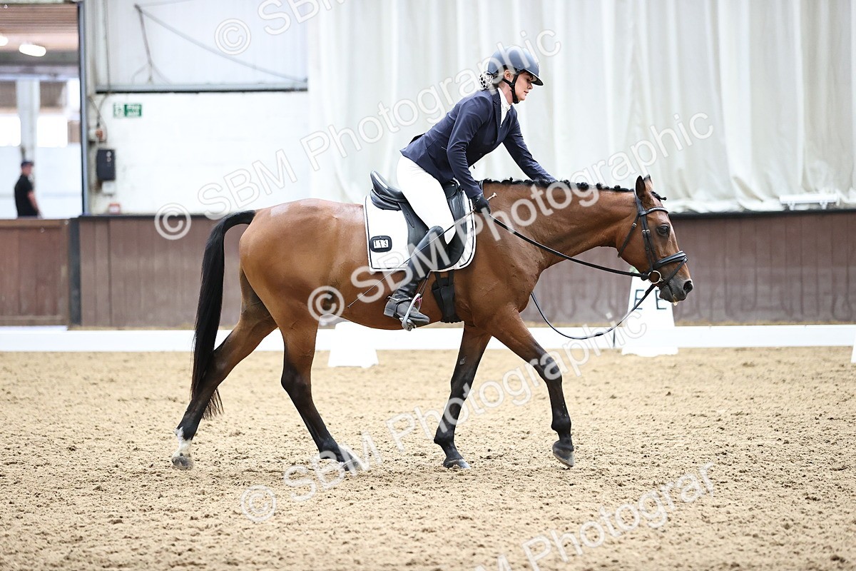 SBM_001440 - Novice 4 - 11.15-13.22
