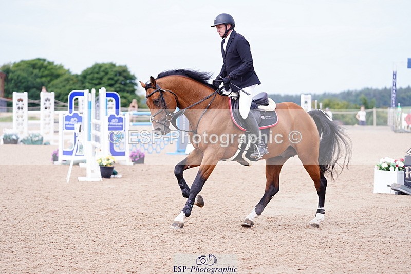 240803A-110856-07366 - Cls 29 Snr Foxhunter