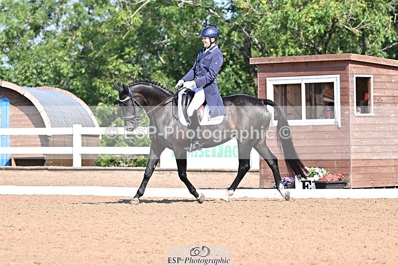 250816-101614-02392 - 046-Martyn.HumphreyIsabeau.May