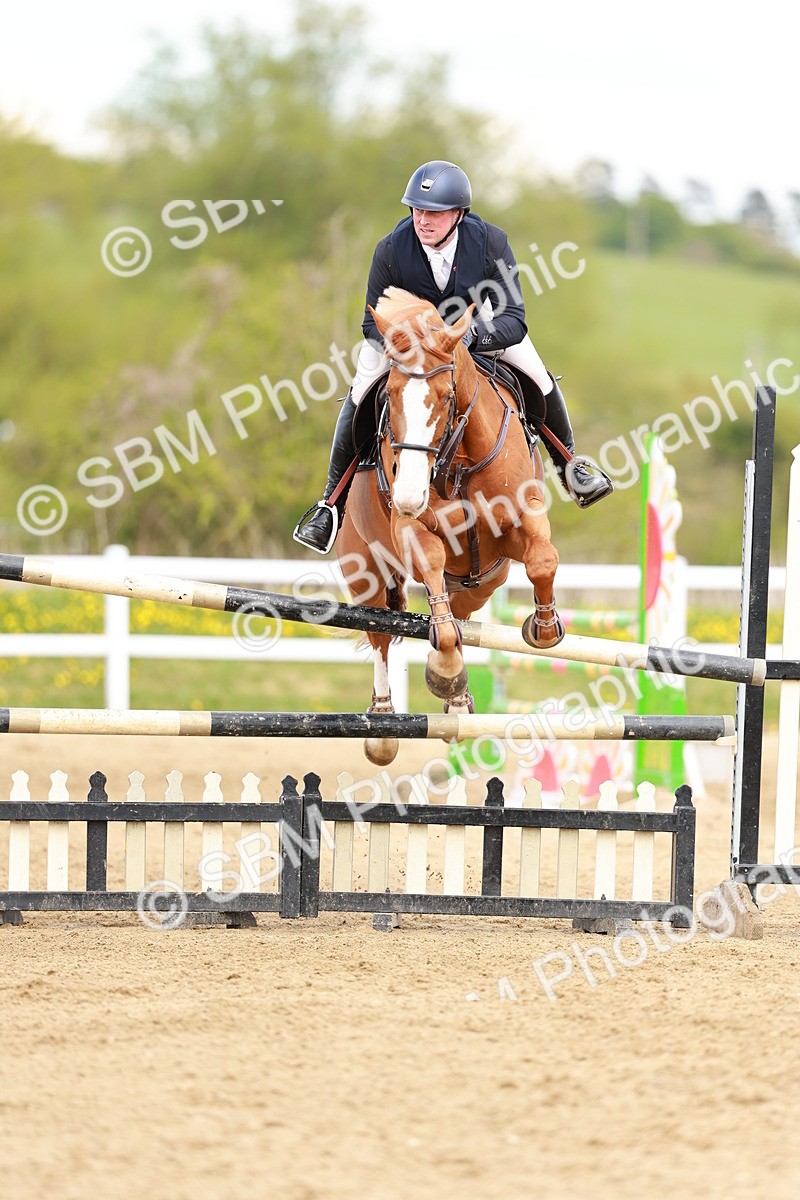 SBM_002047 - Class 4 - Senior Newcomers - 1.10m