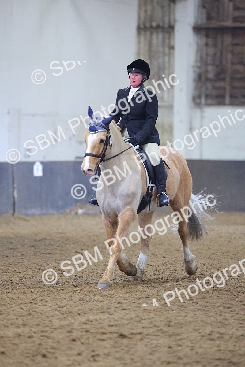 SBM_003124 - Class 9-10 - MQ U21 Open Novice 1