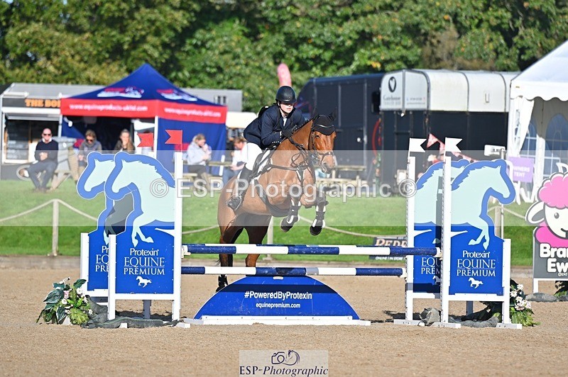 241027-101011-16250 - 376-Rachael.Hardman-WHIPPLETREE.HAILEYS.COMET