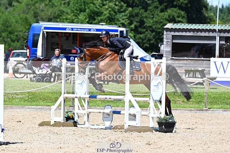 240706-135306-16268 - Cls 37 95cm Amateur Qualifier