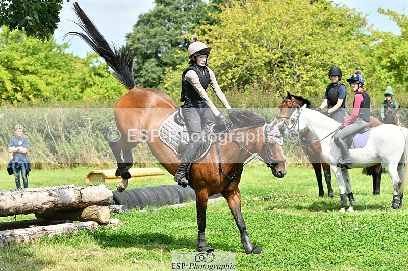 230817-140226-01124 - Theo's 1st Group - XC